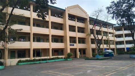 Ismael Mathay Sr. High School .